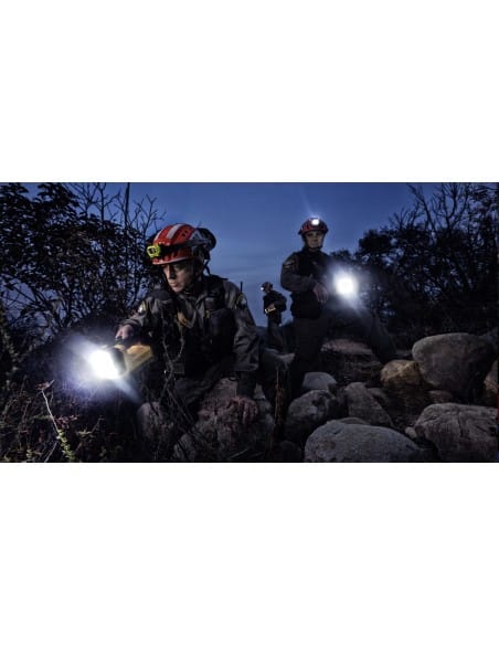 Peli Flashlight 9050