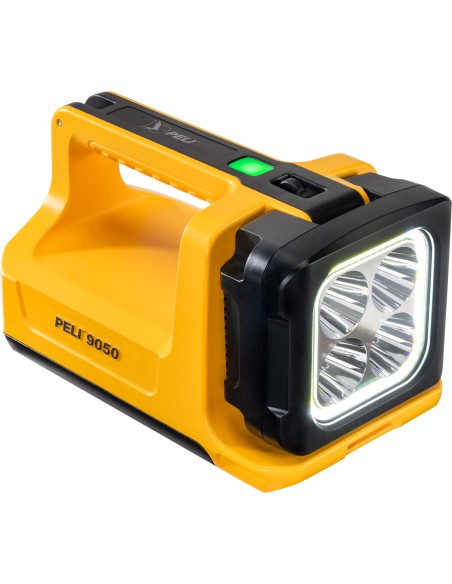 Peli Flashlight 9050